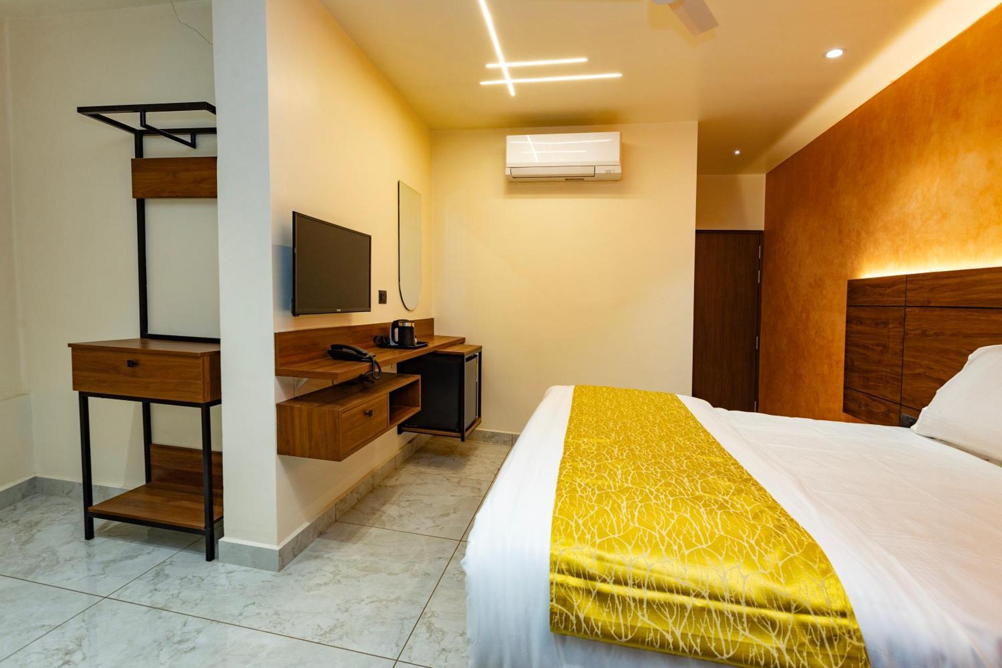 Uphills Boutique Hotel Kallar Vattiyar Esterno foto